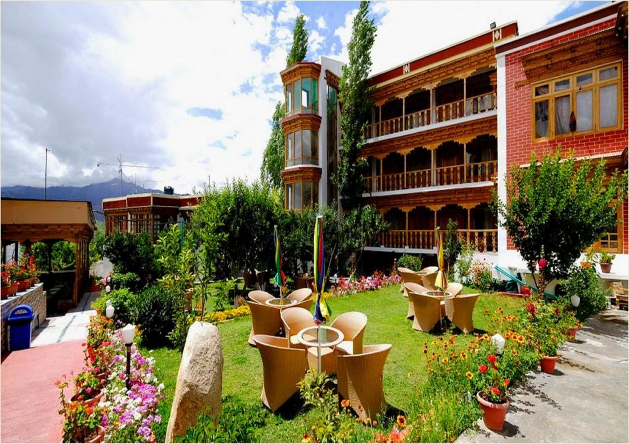 Hotel Royal Palace - Leh Kültér fotó